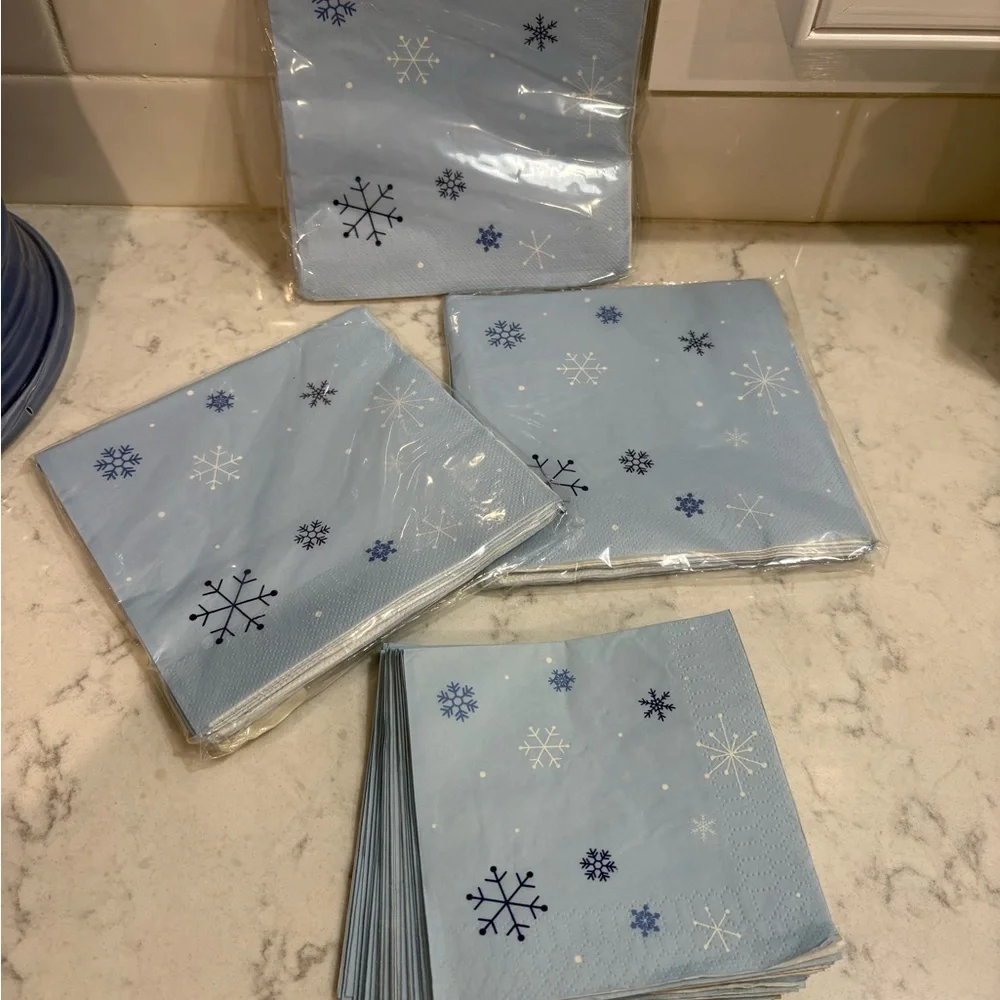 Light Blue Snowflake Paper Napkins